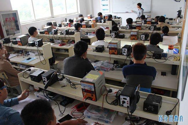 延吉市笔记本电脑格式化C盘时提示“Parameter Format not Correct-C”错误